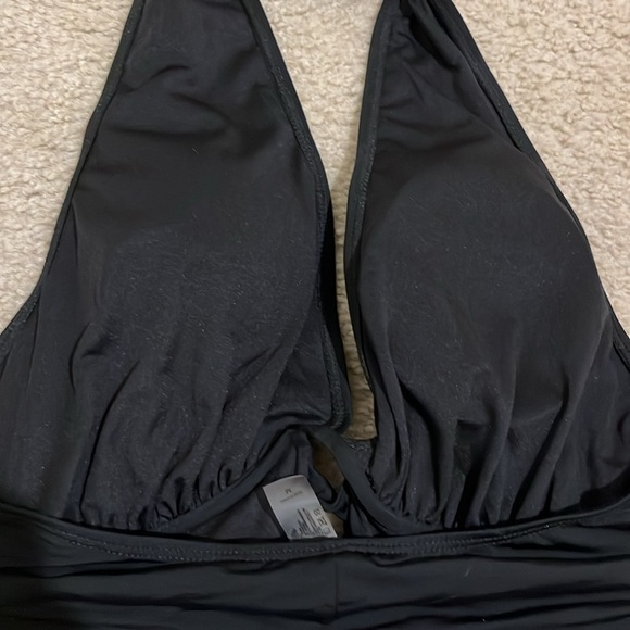 Bathing suit - Picture 4 of 7